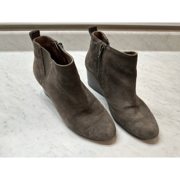 Vionic Shoes - Vionic Paloma Taupe Suede Weather Resistant Wedge Booties Size 7.5 Zip‎ Ankle